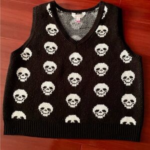 Black Skull Pattern Sweater Vest